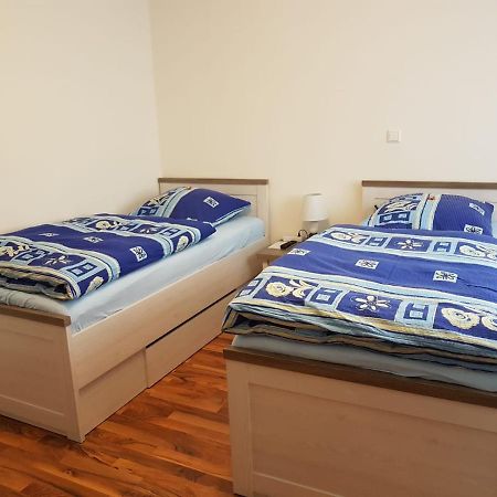 Ferienwohnung- Sarah Hahnstatten Extérieur photo
