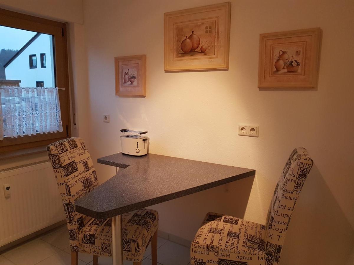 Ferienwohnung- Sarah Hahnstatten Extérieur photo