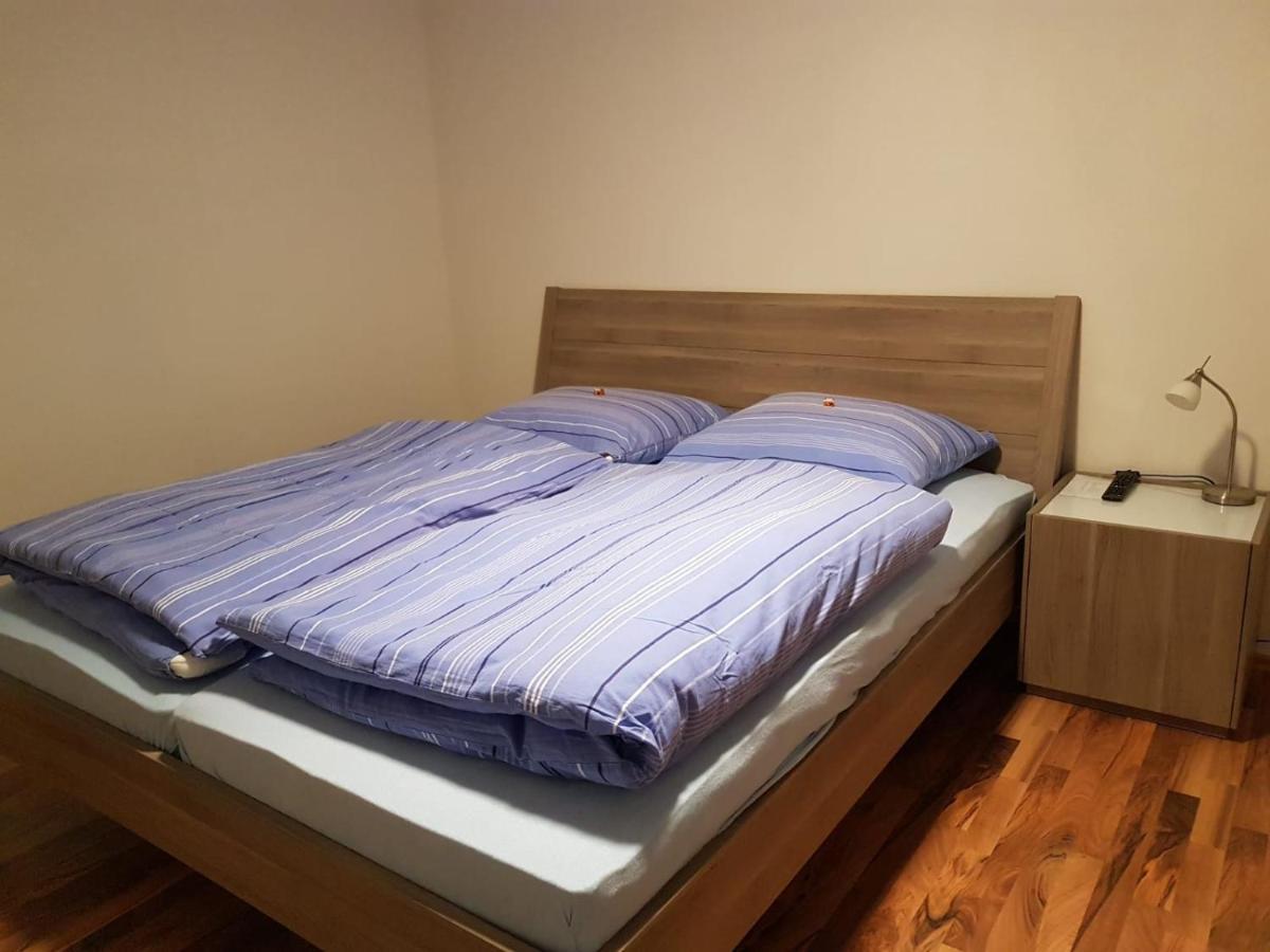 Ferienwohnung- Sarah Hahnstatten Extérieur photo